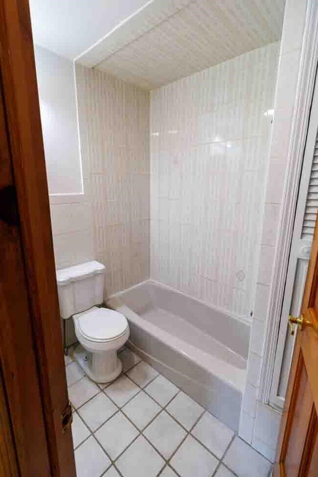 Building Photo - 3 Ridgley Pl