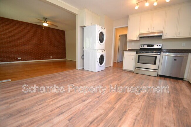 Building Photo - 5133 Lundy Dr
