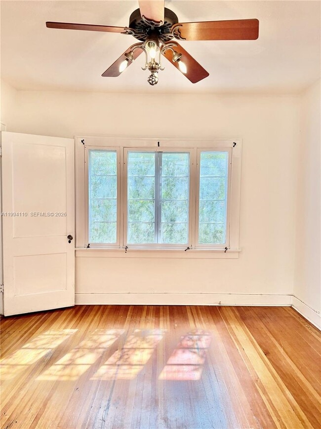 Building Photo - 1306 Madrid St