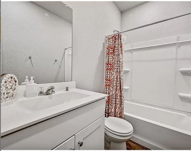 Building Photo - 5800 Xene Dr