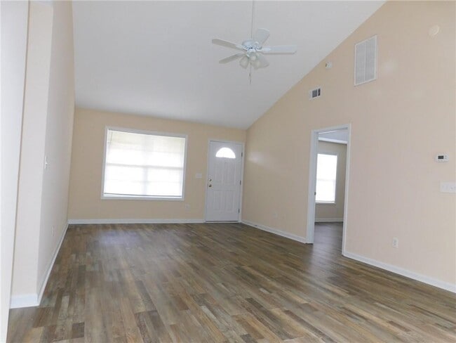 Building Photo - 13 Vista Ct