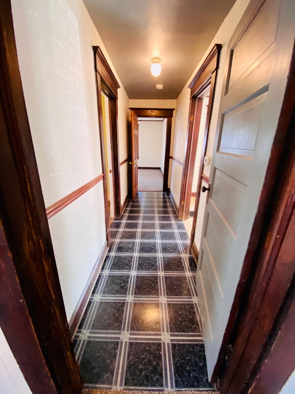 Building Photo - 5330 E Burgess Ave