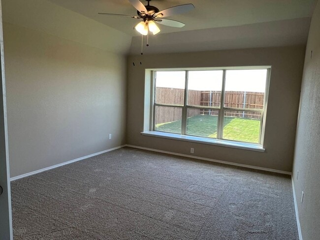 Building Photo - Gorgeous House for rent in Cleburne !!