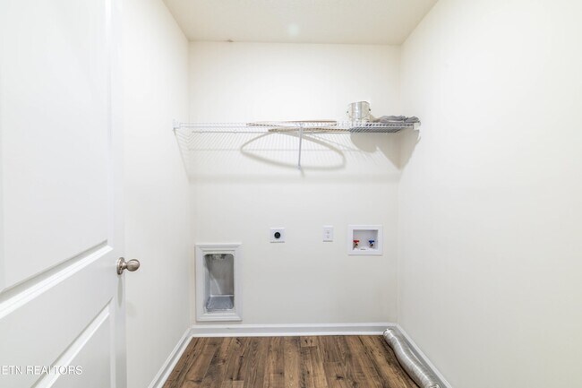 Building Photo - 7452 Game Bird St