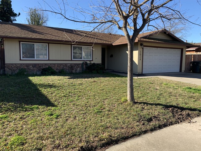 Building Photo - 1624 Falmouth Way