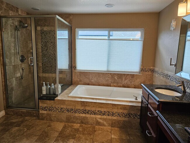 Building Photo - 5342 Desert Mountain Ct