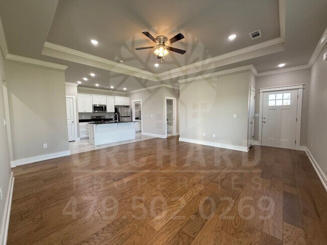 Building Photo - 3011 N Conway Dr