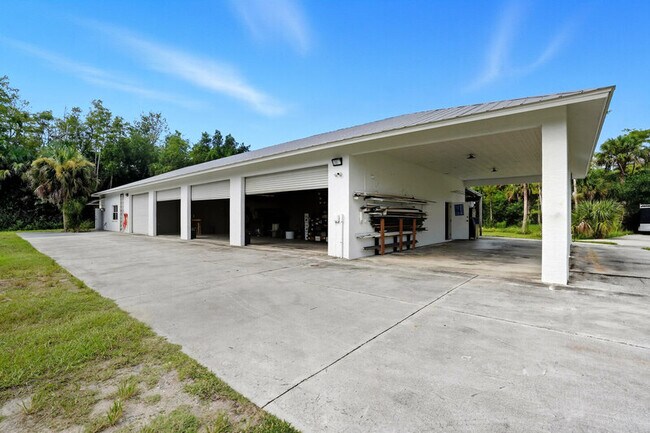 Building Photo - 2261 Krape Rd