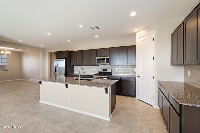 Building Photo - 10211 W Crittenden Ln