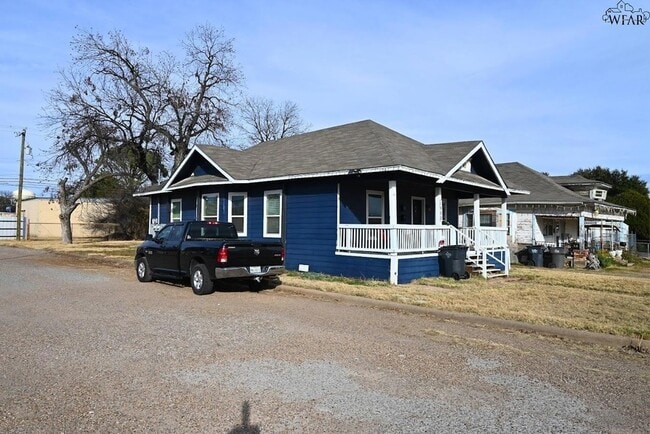Building Photo - 1908 10th St