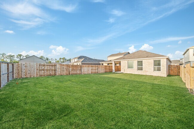 Building Photo - 15719 Autumn Chicory Dr