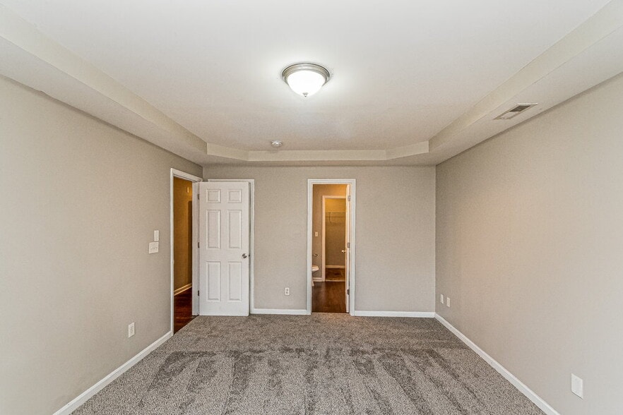 Building Photo - 1017 Early Rise St