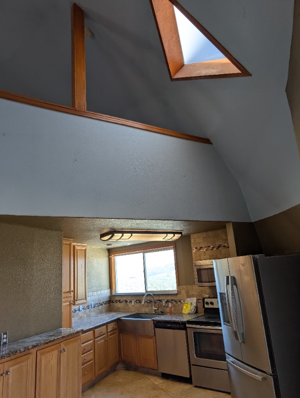 Building Photo - 65 Arabian Way