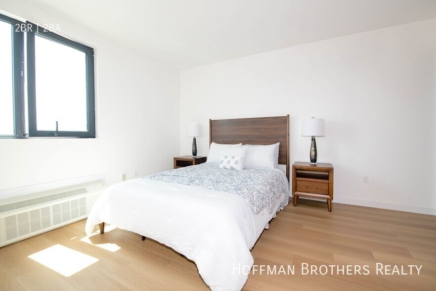 Building Photo - 2853 West Blvd