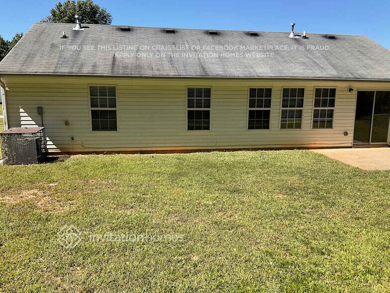 Building Photo - 408 Shenandoah Ct