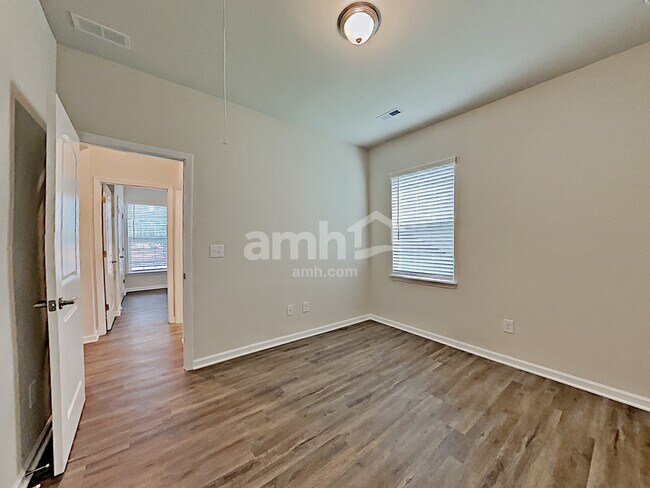 Building Photo - 2415 Napa Valley Dr