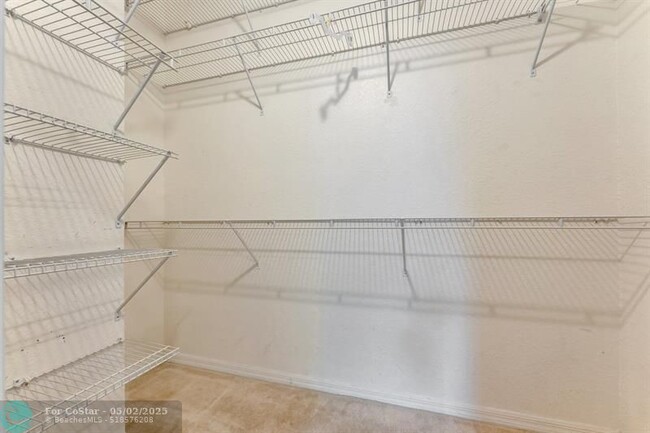 Building Photo - 3315 Merrick Ln