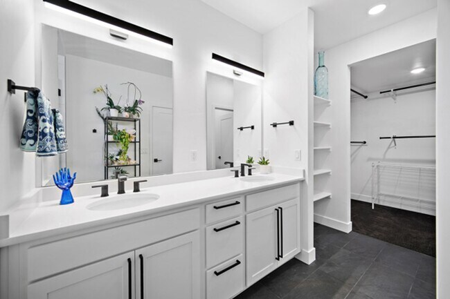 Building Photo - NEW CONSTRUCTION Gorgeous 4 Bedroom, 3.5 bath with Unbeatable Views