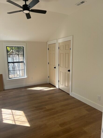 Primary bedroom 2 - 421 High Point Rd