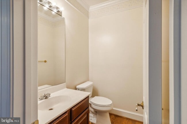 Building Photo - 2527 Hunter Mill Rd