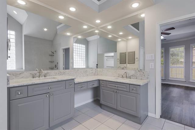 Building Photo - 1208 Crepe Myrtle Dr