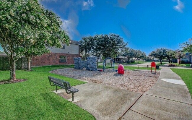 Building Photo - 14034 Chelseahurst Ln