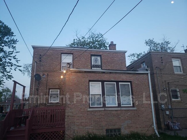 Building Photo - 10016 S Morgan St