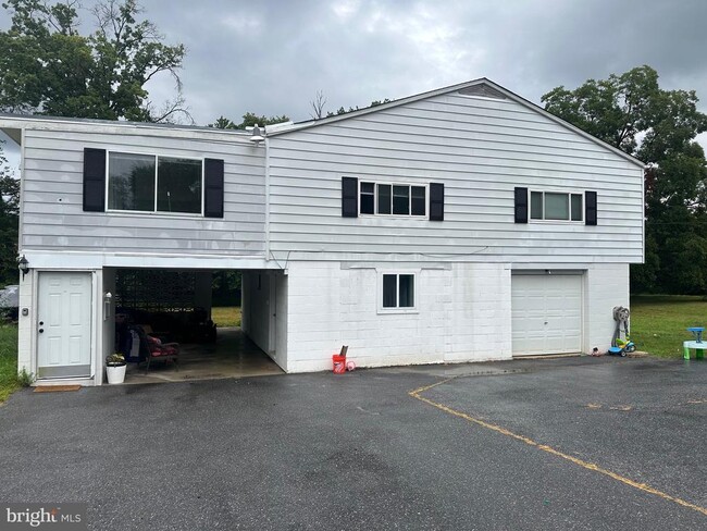 Building Photo - 1212 Reece Rd