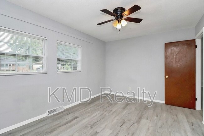 Building Photo - 4709 Americana Ave