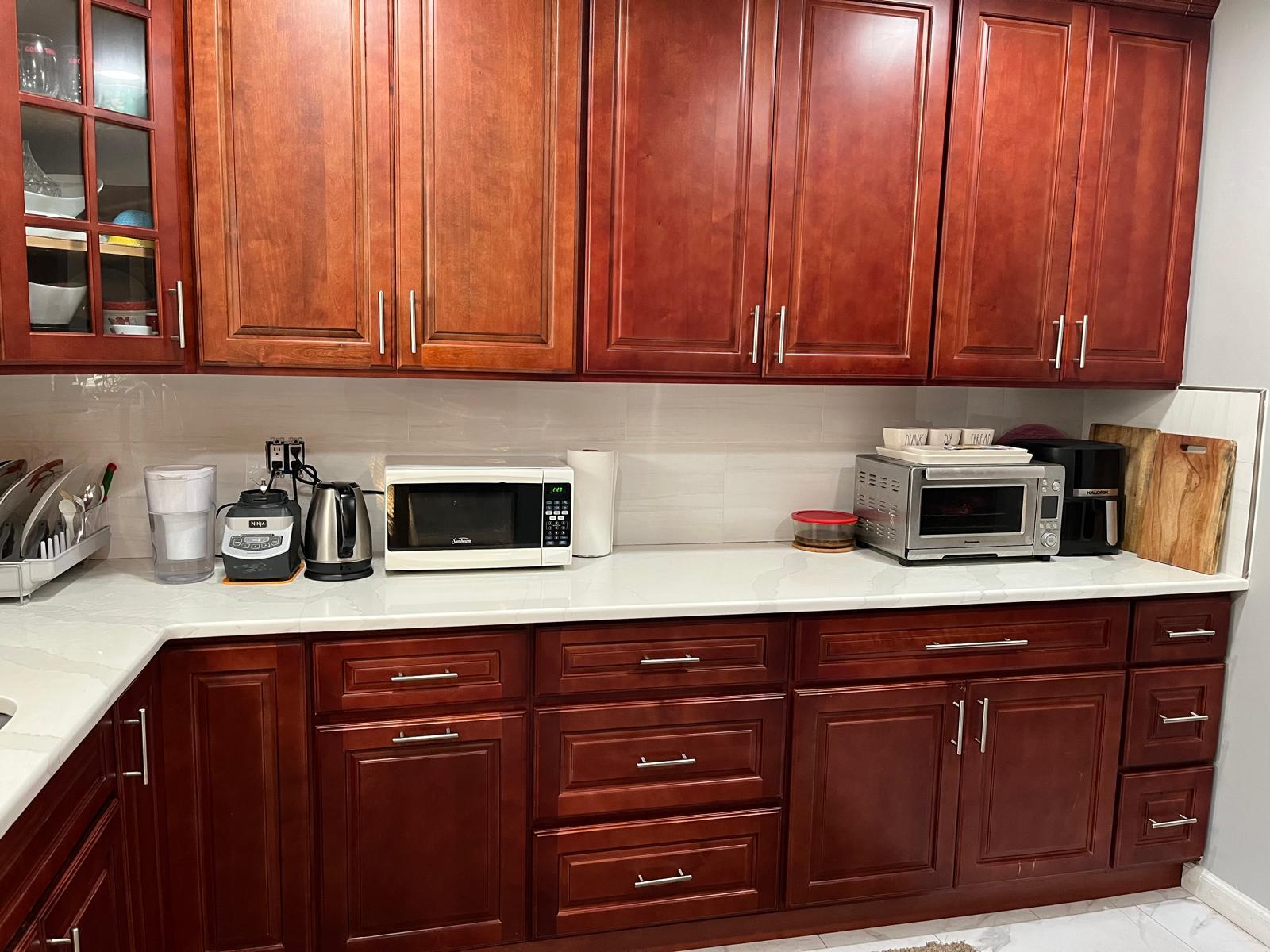 Building Photo - 7501 Hana Rd