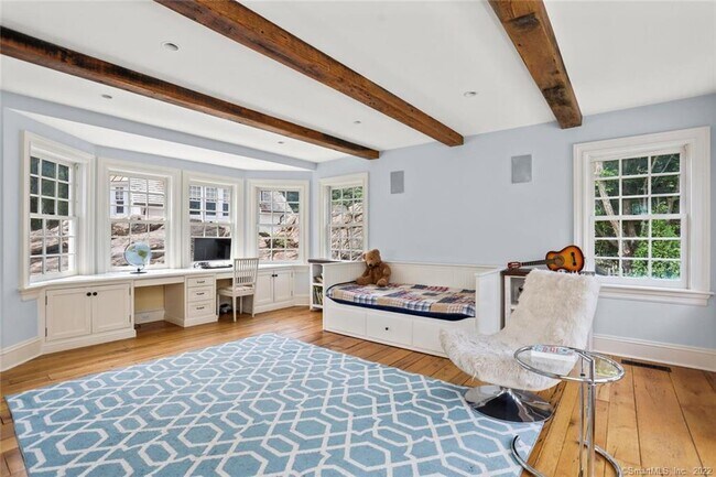 Building Photo - 175 Cat Rock Rd