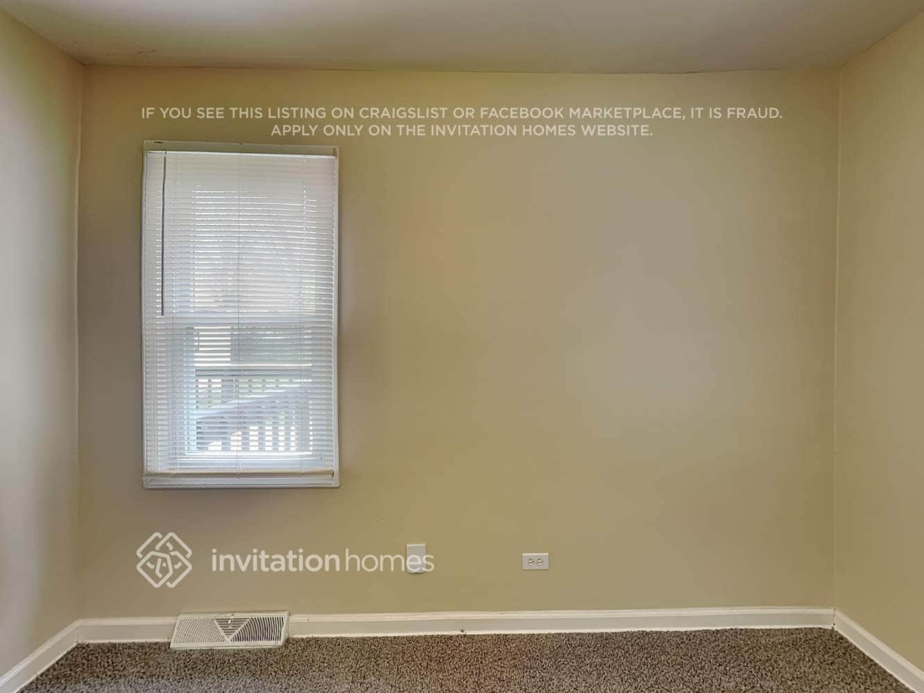 Building Photo - 9307 Nordica Ave