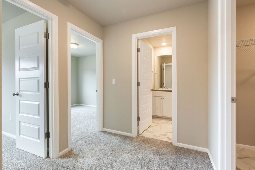 Building Photo - 3615 80th Ave NE