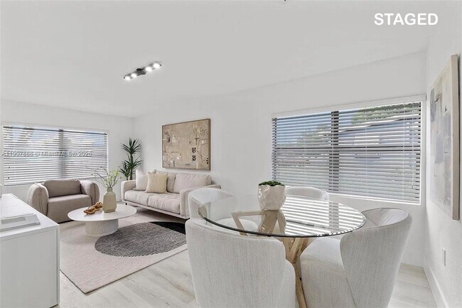 Primary Photo - 8501 NW 31st Ave