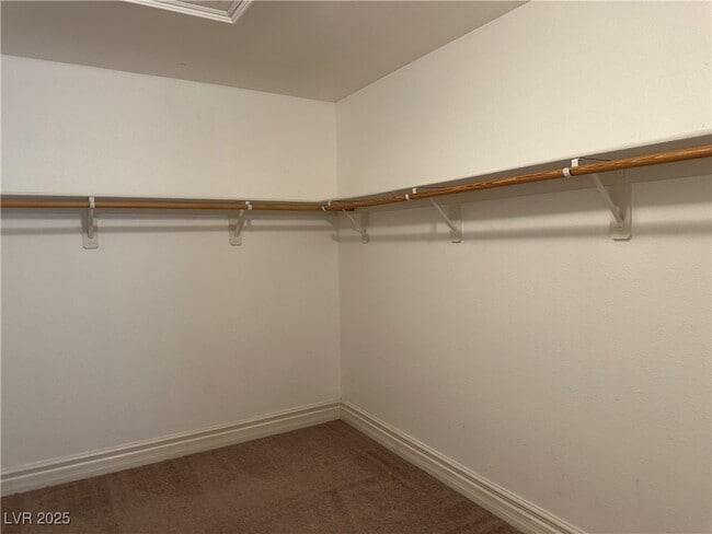 Building Photo - 362 Dogleg Dr