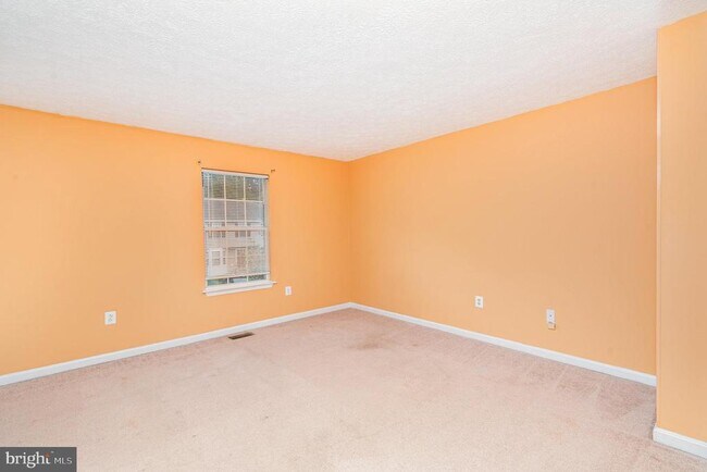 Building Photo - 409 Potomac Hills Dr
