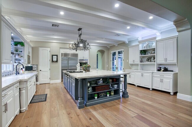 Building Photo - 10287 E Diamond Rim Dr