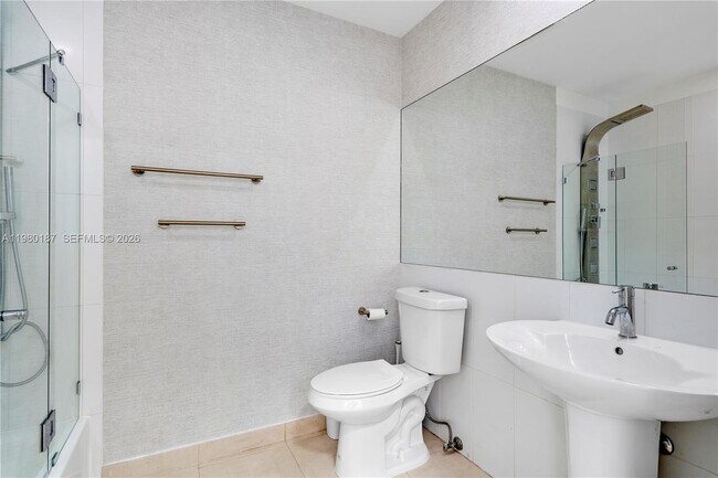 Building Photo - 3250 Grand Ave