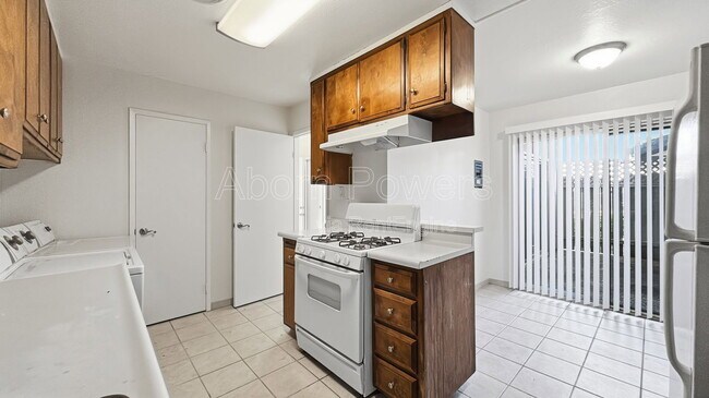 Building Photo - 5441 Olympic Way