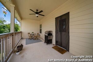 Building Photo - 1100-1102 Stanley Wy