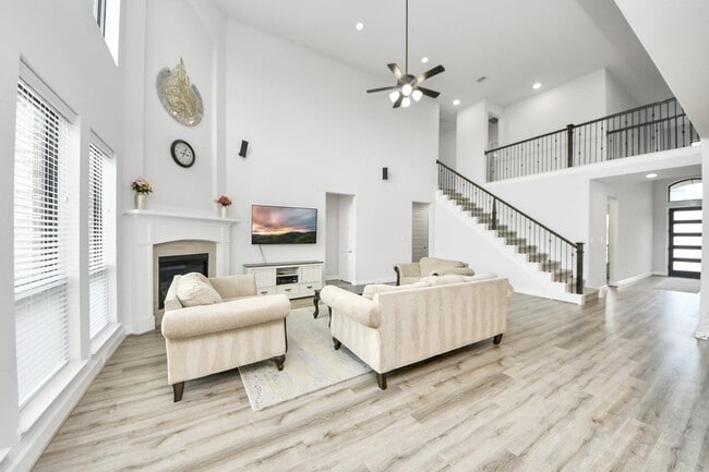 Building Photo - 2035 Taylor Marie Trl