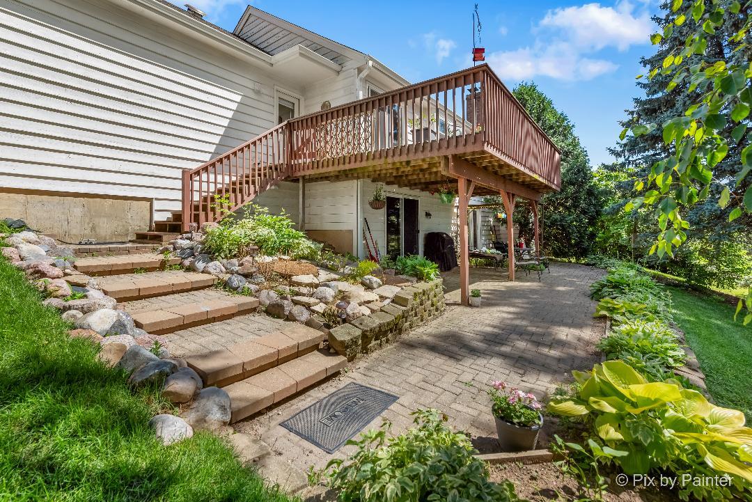 Building Photo - 1330 Braewood Dr