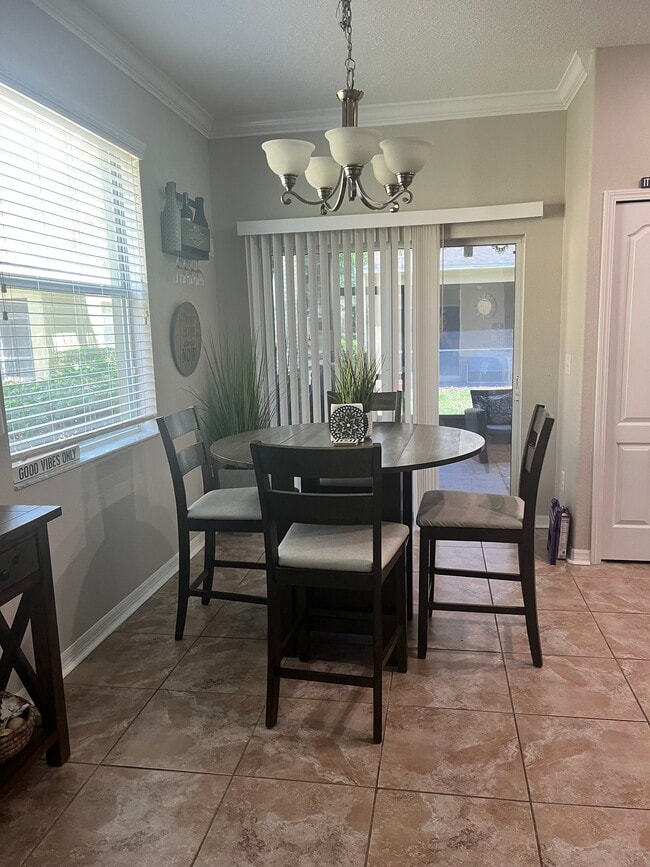 Building Photo - 2819 Lantern Hill Ave