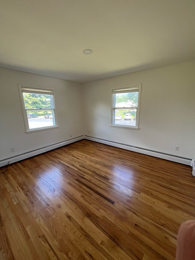 Bedroom 1 - 3 Laur-Lin-Dee Ln