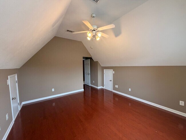 Building Photo - 217 Neal Ave
