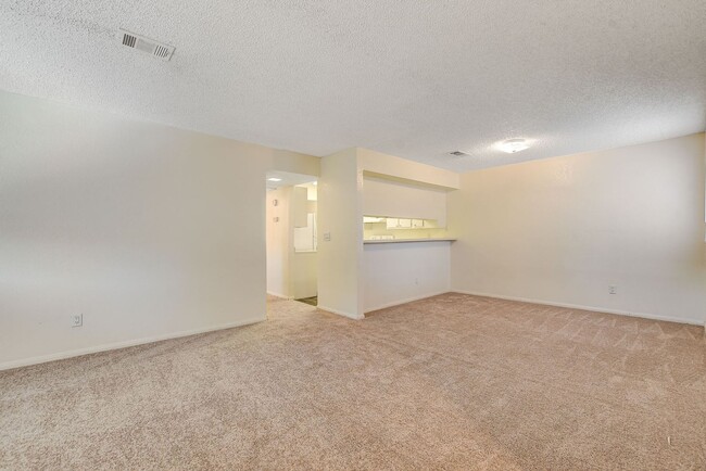 Building Photo - 6750 Del Rey Ave