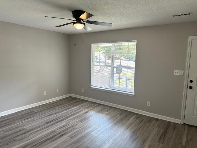 Building Photo - 3111 Holly Brook Cir