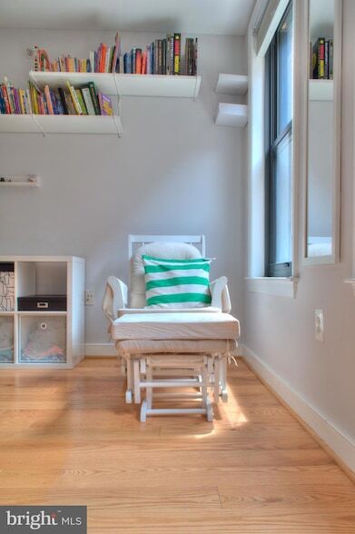 Building Photo - 616 E Street NW Unit 449
