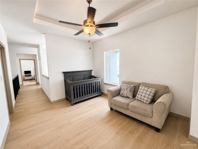 Building Photo - 2509 S Cartier Dr