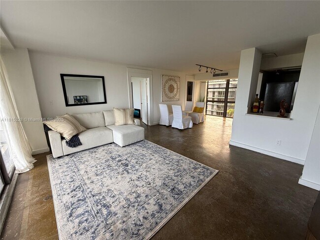 Building Photo - 5701 Biscayne Blvd